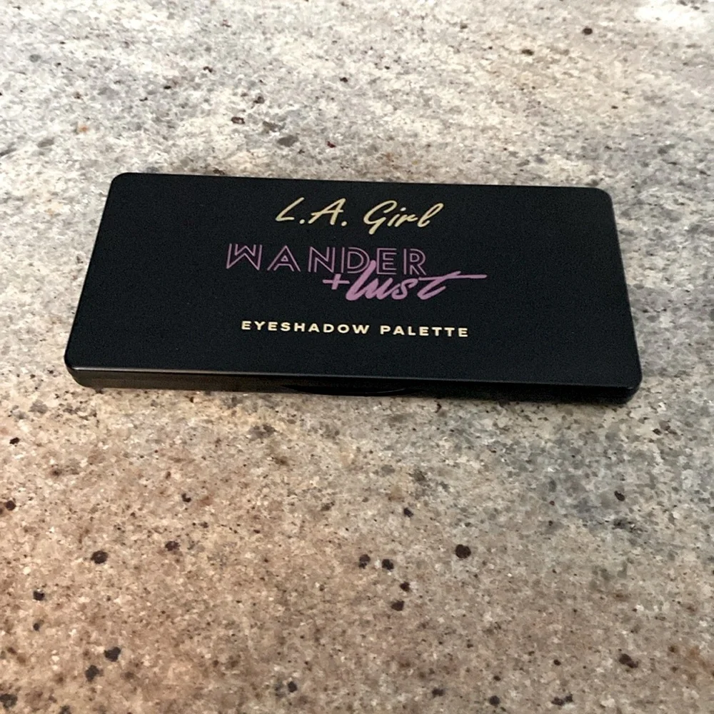 LA girl GES417 Wanderlust eyeshadow palette